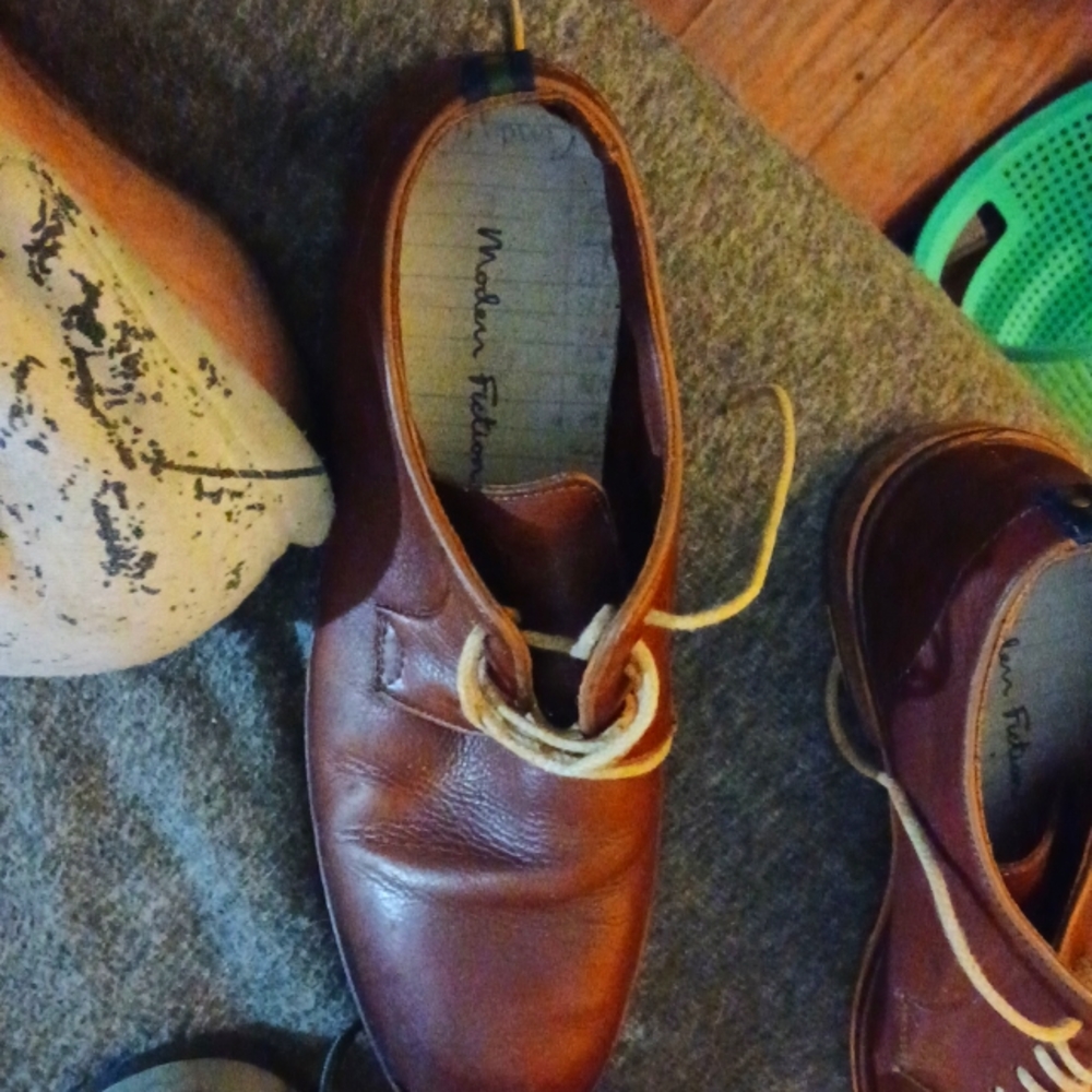 Modern fiction  shoes